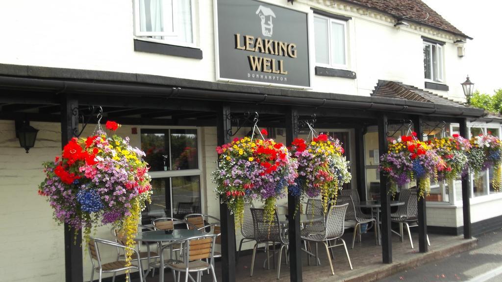 The Leaking Well Bed & Breakfast Dunhampton Dış mekan fotoğraf